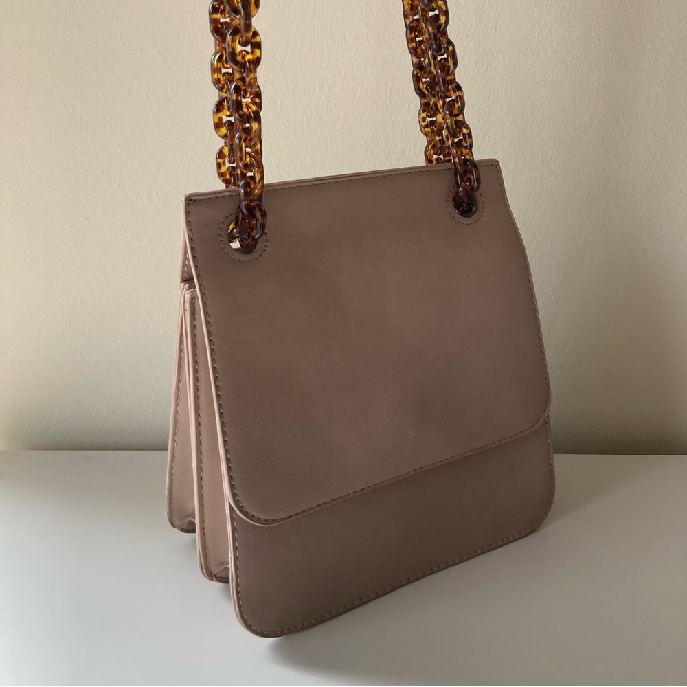 ANTIK KRAFT Structured Purse with Tortoise Chain Strap